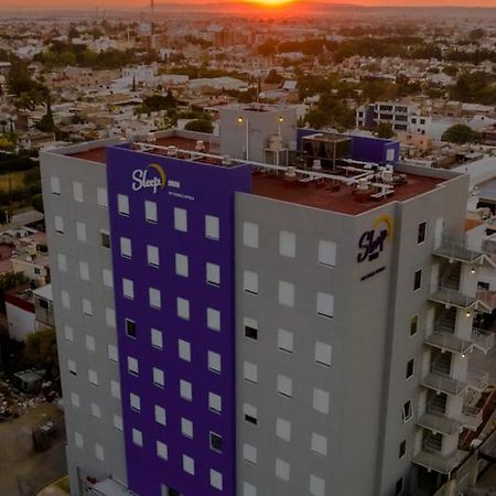 Sleep Inn Leon Antares Экстерьер фото