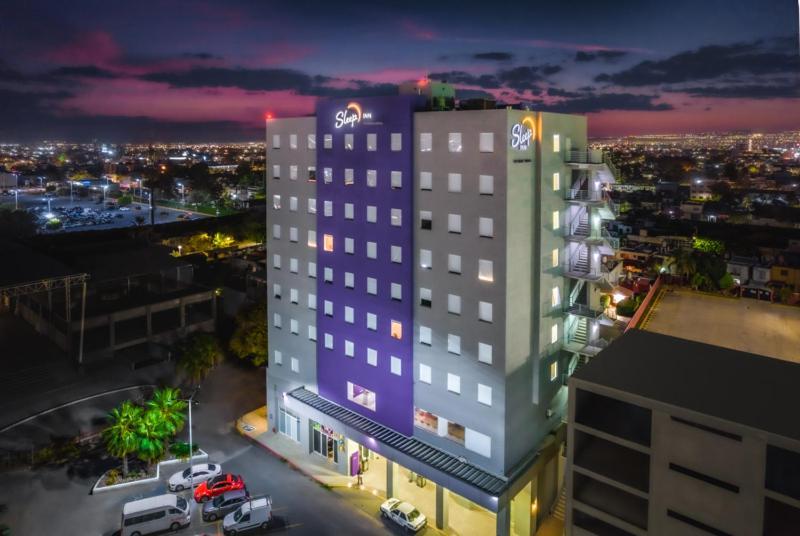 Sleep Inn Leon Antares Экстерьер фото