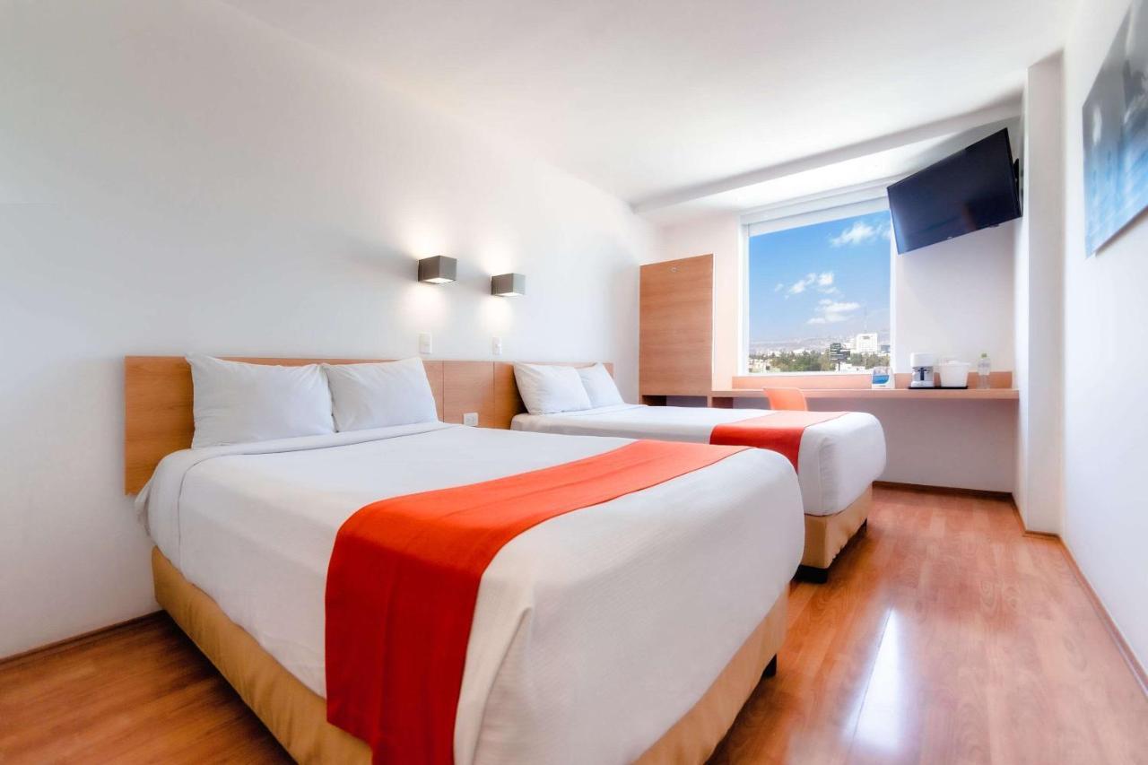 Sleep Inn Leon Antares Экстерьер фото