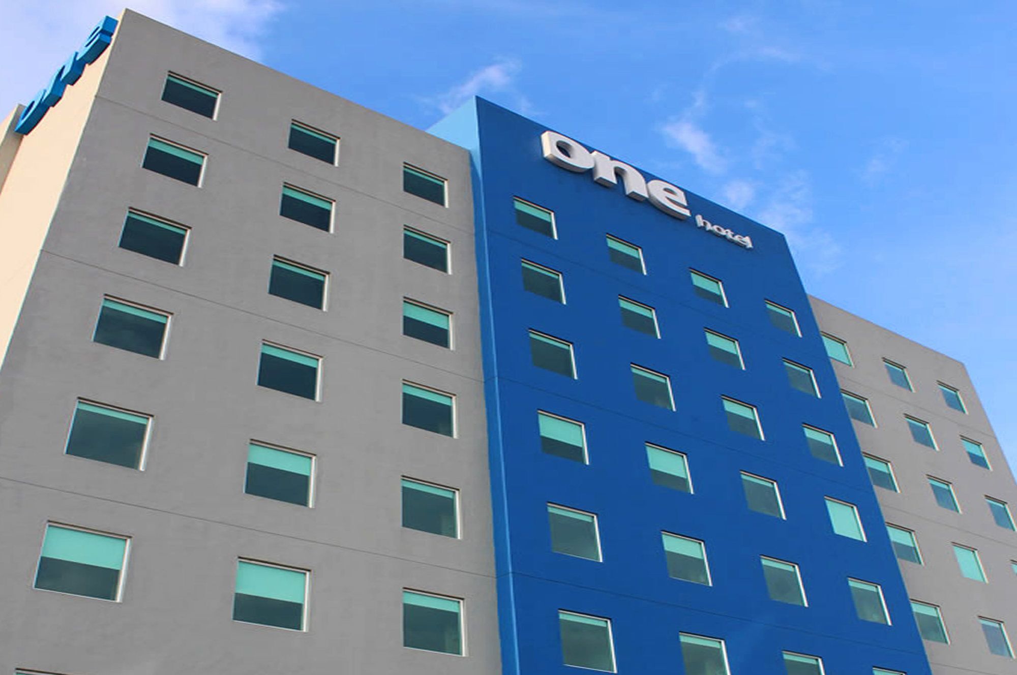 Sleep Inn Leon Antares Экстерьер фото