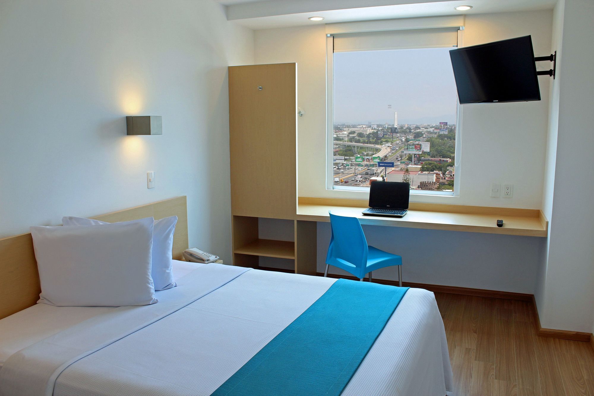 Sleep Inn Leon Antares Экстерьер фото