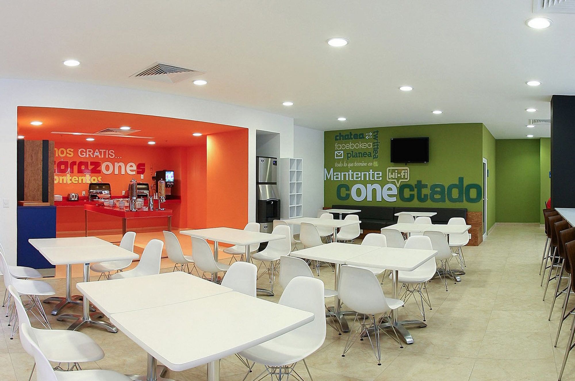 Sleep Inn Leon Antares Экстерьер фото